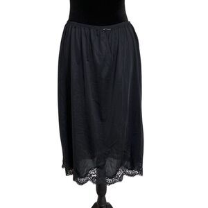 JC Penny Body Lites 1/2 Slip Black L 27" Long Pull On Basic‎ Foundation